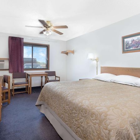 Super 8 By Wyndham Murdo Extérieur photo