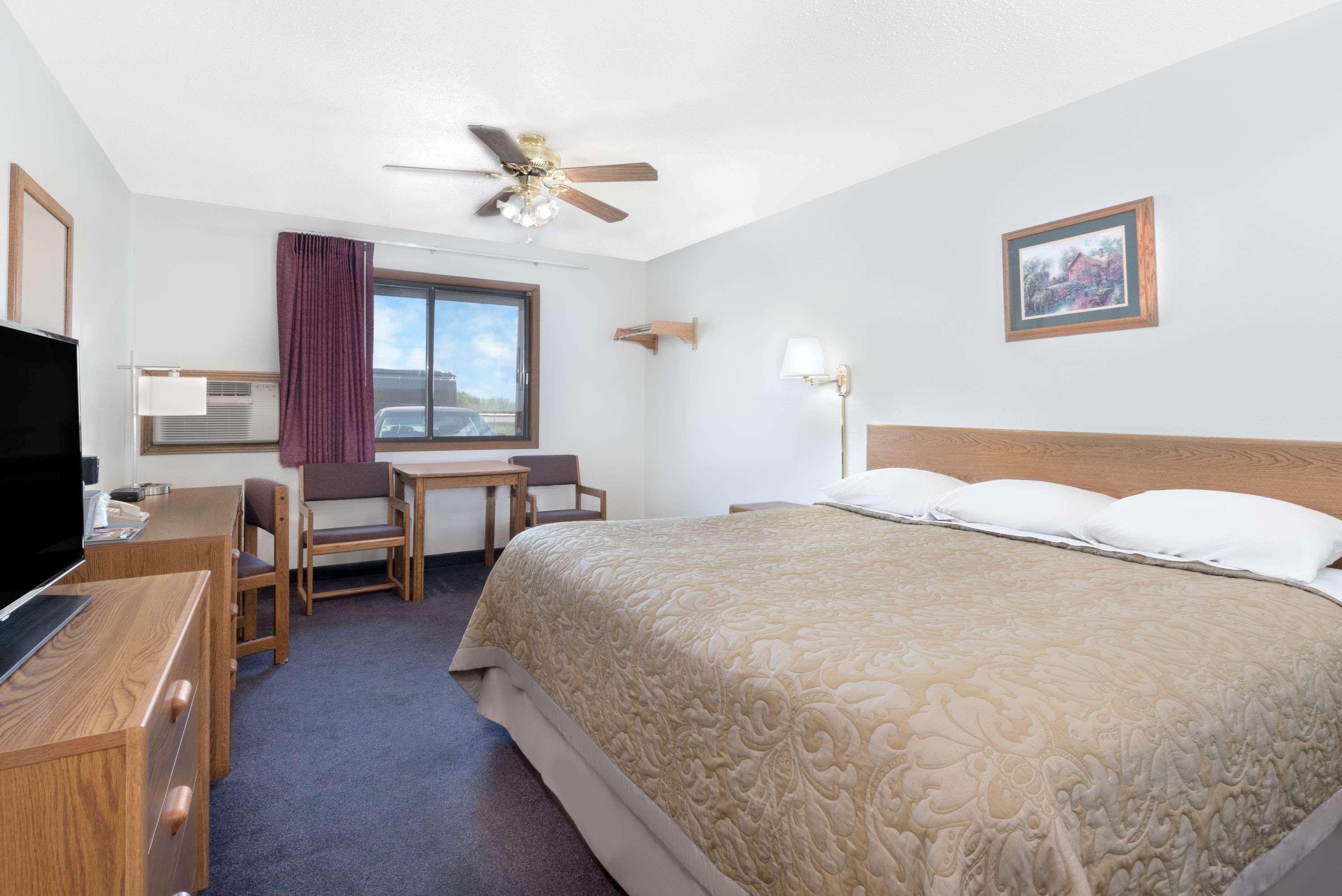 Super 8 By Wyndham Murdo Extérieur photo