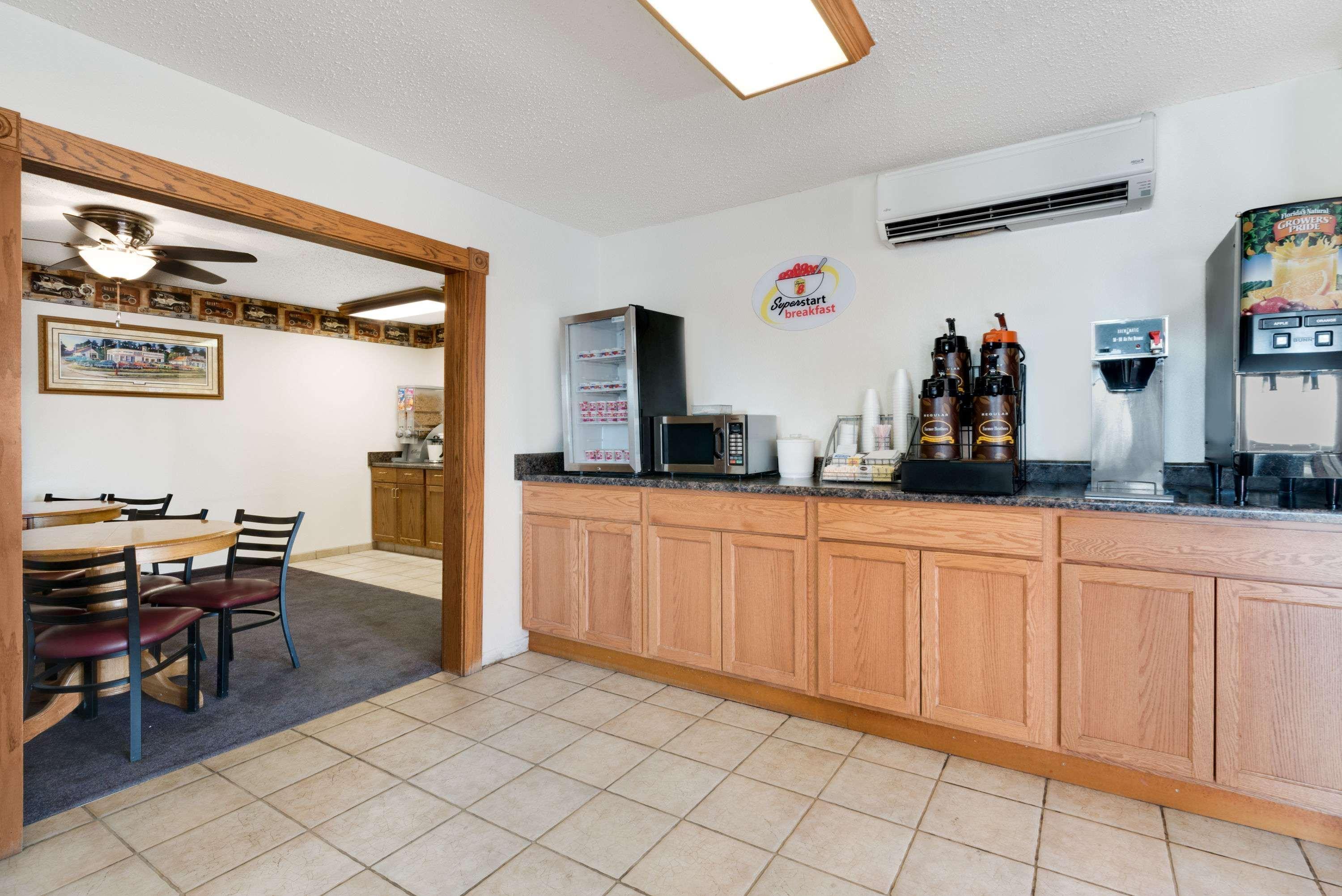 Super 8 By Wyndham Murdo Extérieur photo