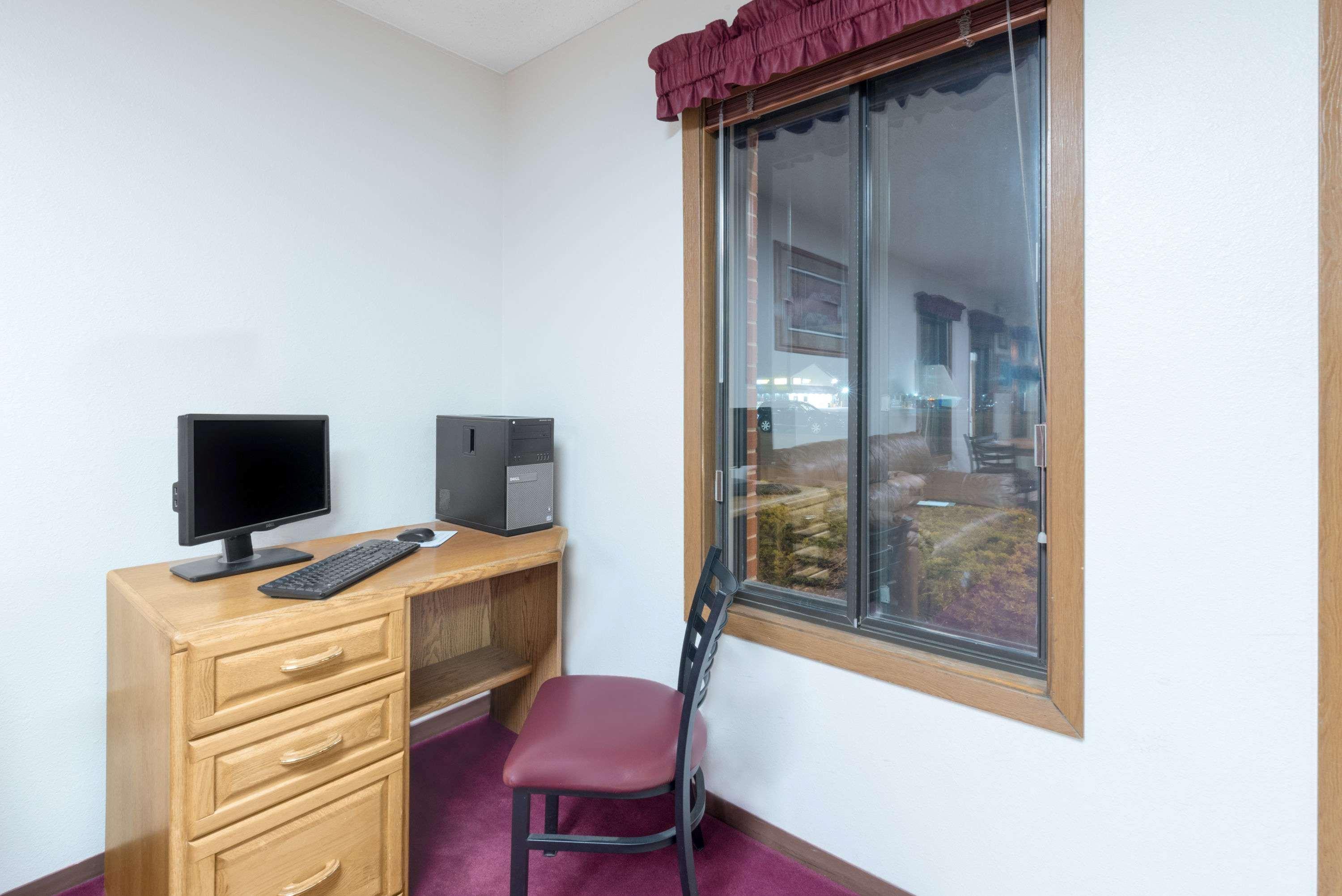 Super 8 By Wyndham Murdo Extérieur photo